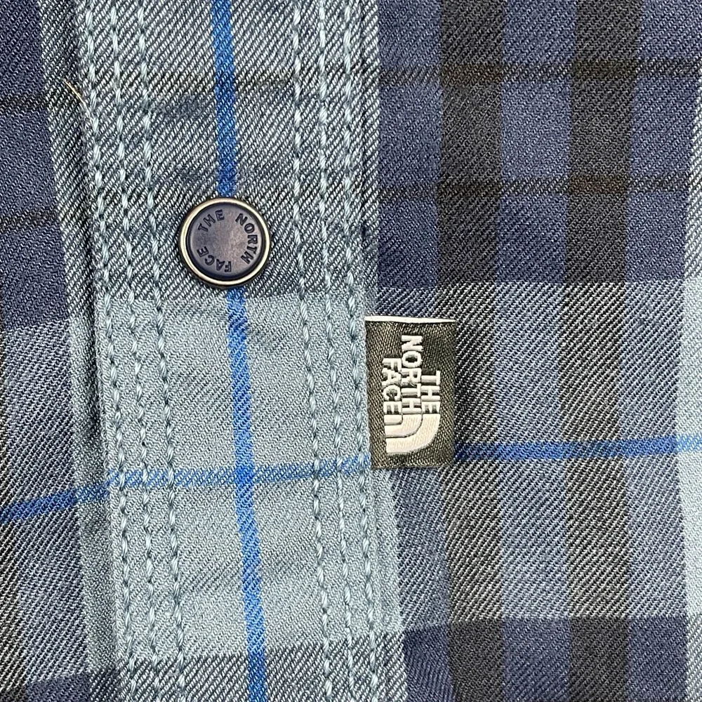 The North Face Flannel Shirt Men's Medium Blue Plaid Button Up Long Sleeves